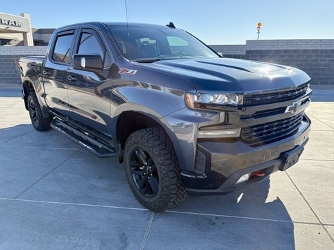 Used 2019 Chevrolet Silverado 1500 LT Trail Boss image 7