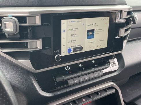 Used 2025 Toyota Tundra SR5 image 6