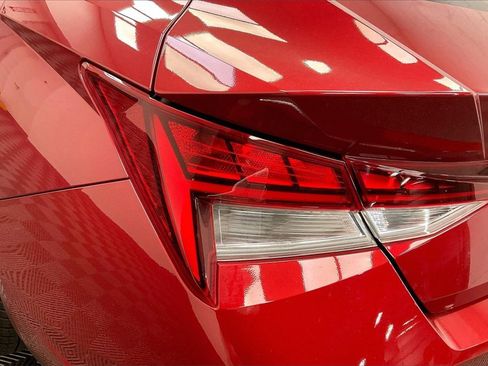 Used 2023 Hyundai Elantra Limited image 23