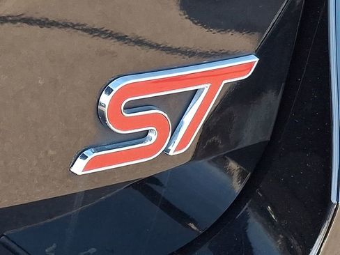 Used 2020 Ford Explorer ST w/ ST Street Pack image 30