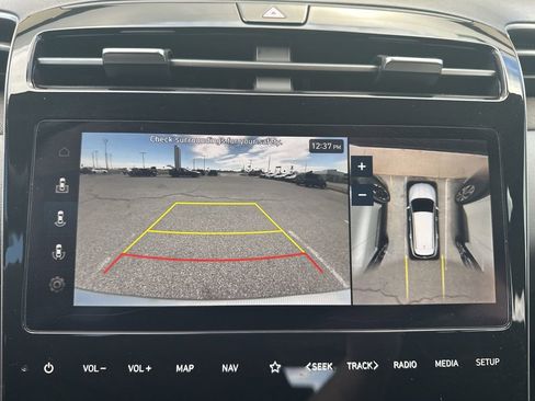 Used 2023 Hyundai Tucson Limited w/ Cargo Package image 6