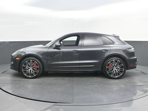 Certified 2024 Porsche Macan GTS AWD/4WD image 2