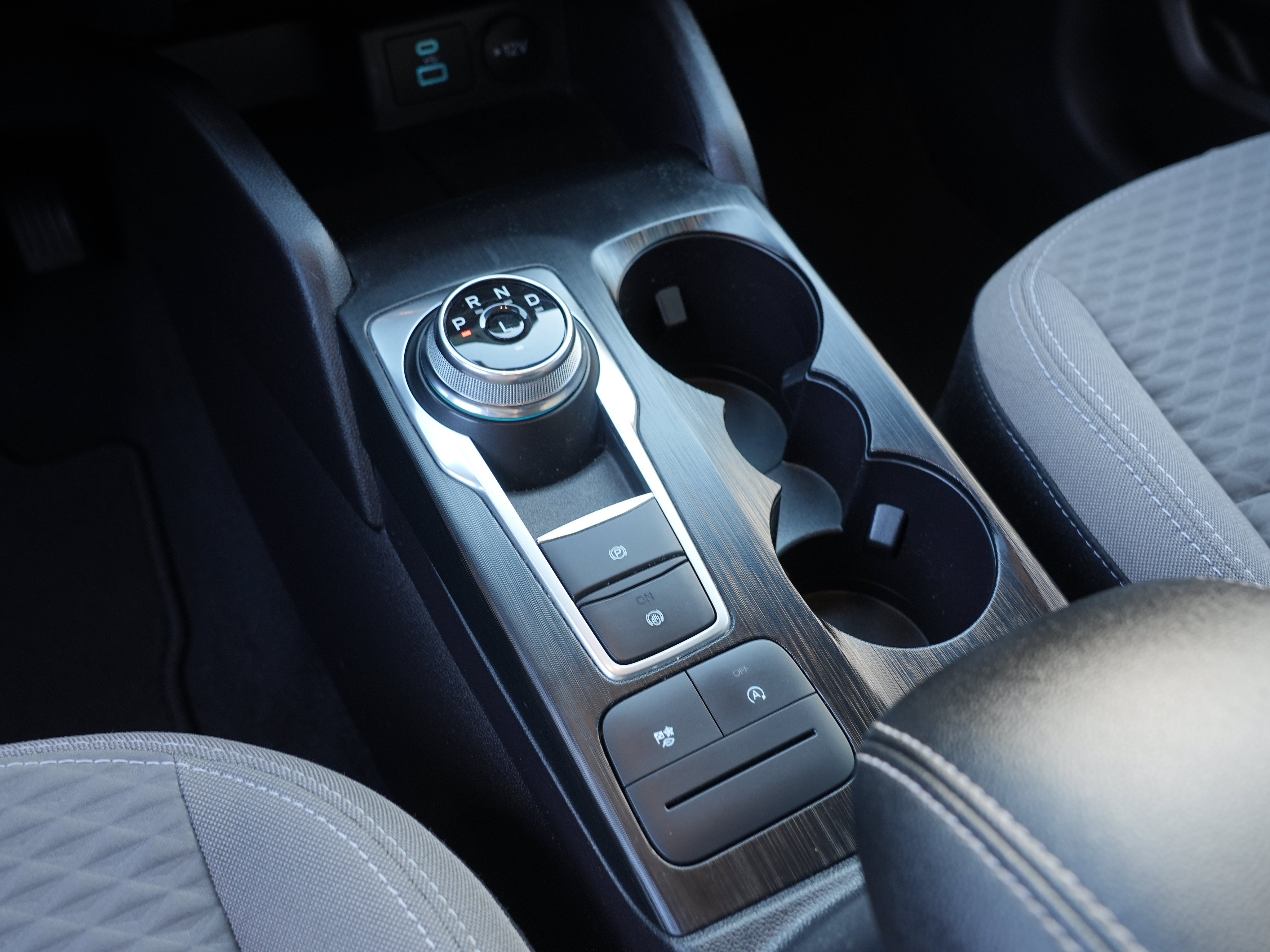 Used 2022 Ford Escape SE w/ SE Sport Appearance Package AWD/4WD image 27
