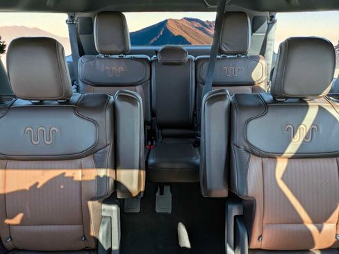 Certified 2025 Ford Expedition Max King Ranch image 25