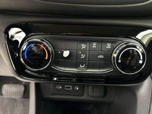 Used 2023 Buick Encore GX Preferred FWD image 26