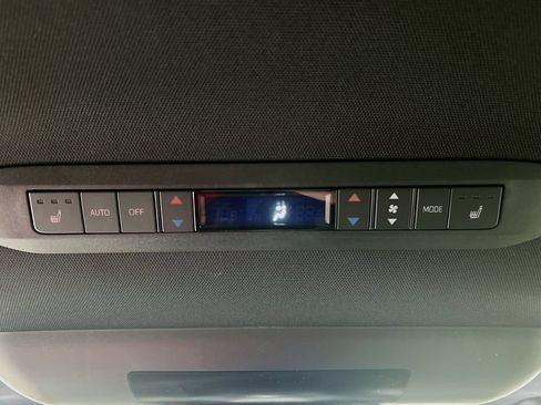 New 2026 Toyota Sienna Platinum AWD/4WD image 23