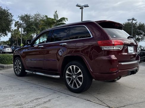 Used 2017 Jeep Grand Cherokee Overland image 27