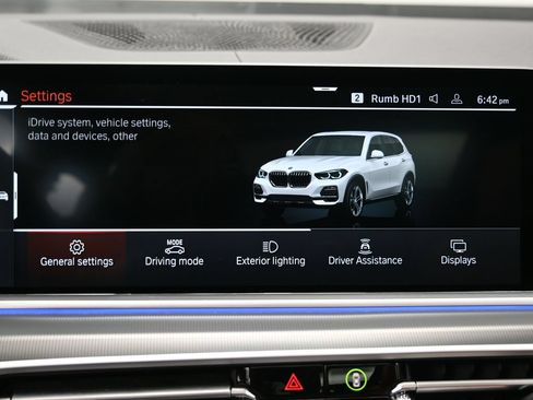 Used 2022 BMW X5 xDrive40i AWD/4WD image 23