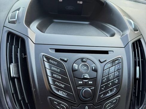 Used 2016 Ford Escape SE AWD/4WD image 39