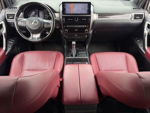 Used 2023 Lexus GX 460 Premium w/ Accessory Package AWD/4WD image 11