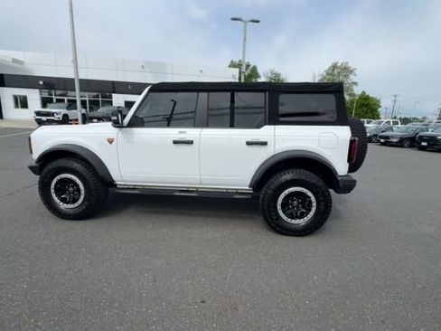 Used 2022 Ford Bronco Badlands w/ Sasquatch Package AWD/4WD image 5