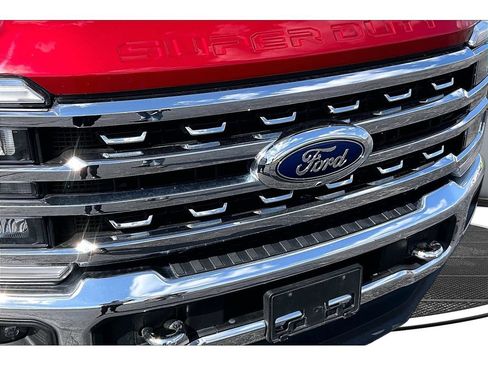 Used 2023 Ford F250 Lariat w/ Chrome Package AWD/4WD image 32