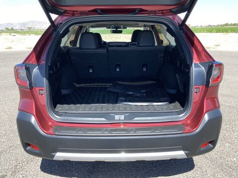 Used 2024 Subaru Outback Limited AWD/4WD image 16