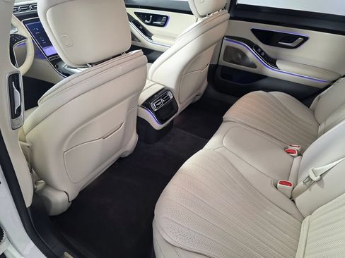 Certified 2022 Mercedes-Benz S 500 4MATIC image 15