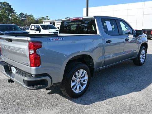 Used 2025 Chevrolet Silverado 1500 Custom image 5