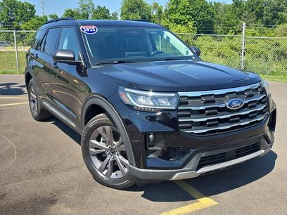 Certified 2025 Ford Explorer Active w/ Active Comfort Package