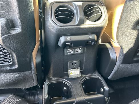 Used 2022 Jeep Gladiator Rubicon w/ LED Lighting Group image 19