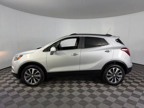 Used 2022 Buick Encore Preferred AWD/4WD image 10