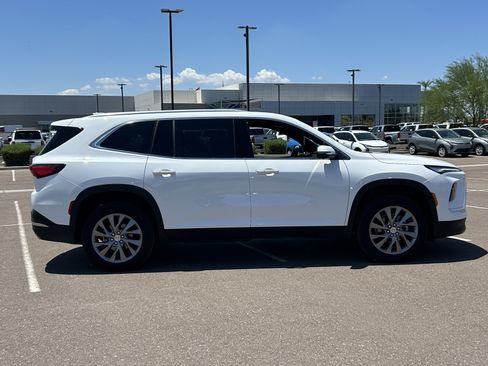 Used 2026 Buick Enclave Preferred FWD image 6