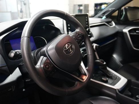 Used 2020 Toyota RAV4 XSE w/ All Weather Liner Package AWD/4WD image 8