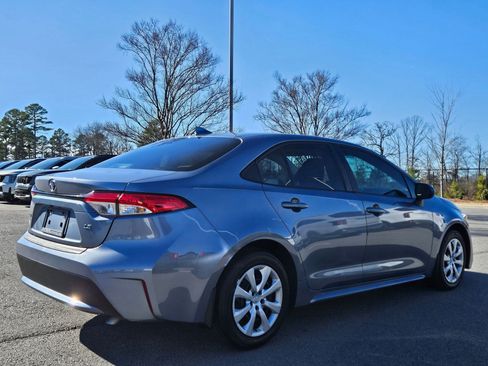 Used 2022 Toyota Corolla LE image 7