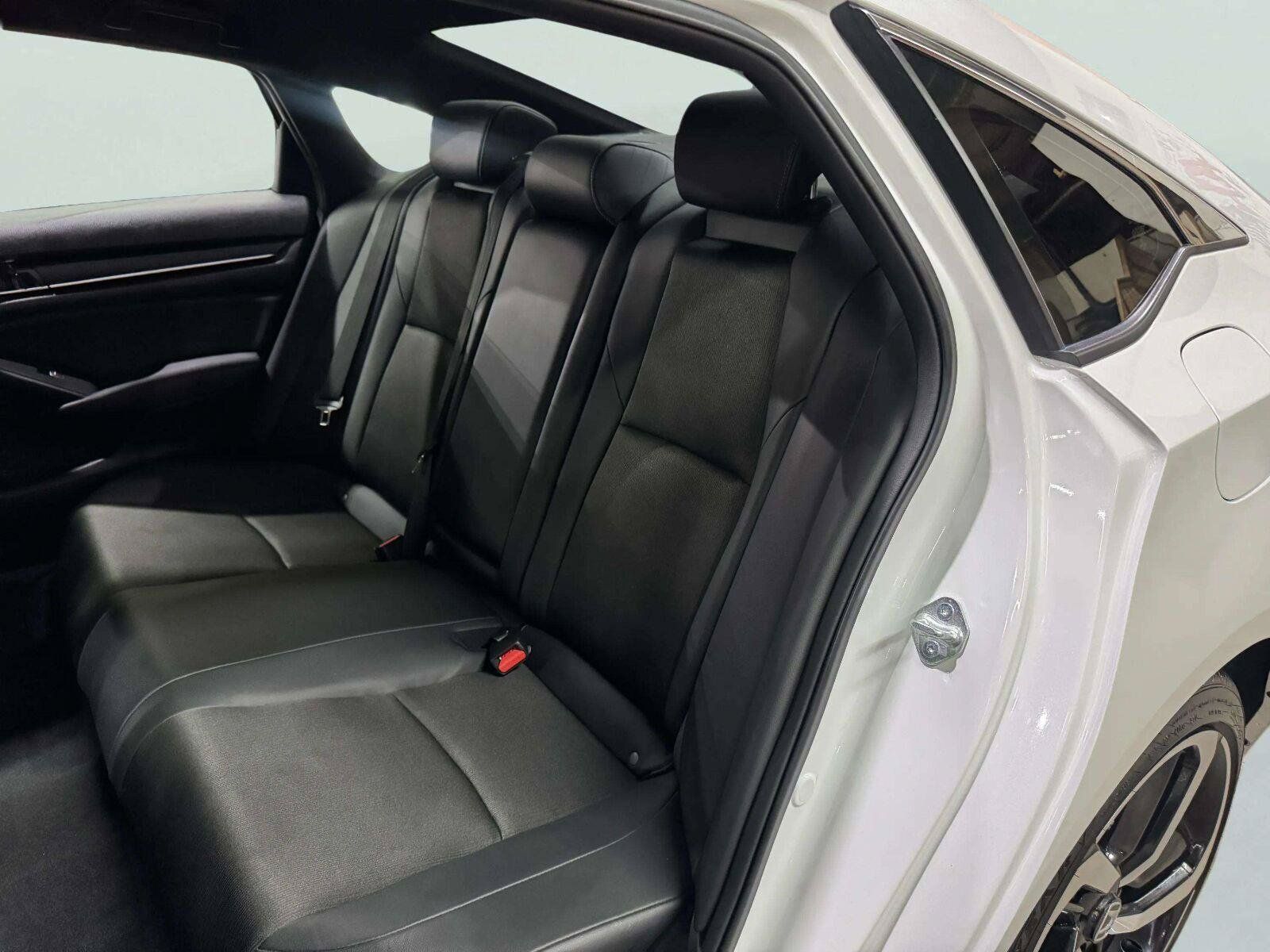 Used 2022 Honda Accord Sport image 32
