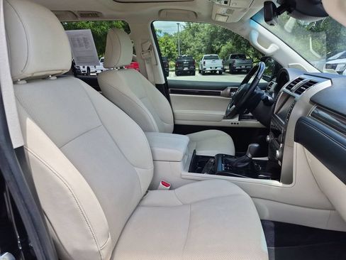 Used 2020 Lexus GX 460 Premium w/ Premium Package AWD/4WD image 40