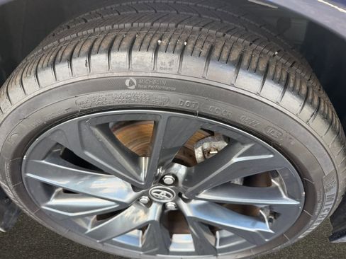 Used 2024 Toyota Corolla SE image 18