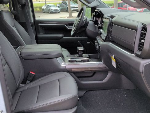 New 2026 Chevrolet Silverado 1500 LTZ w/ LTZ Convenience Package II RWD image 26