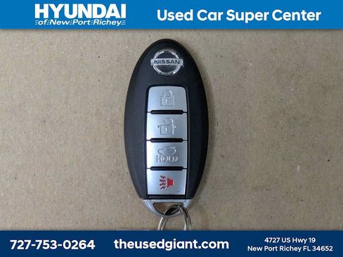 Used 2015 Nissan Sentra SV FWD image 30