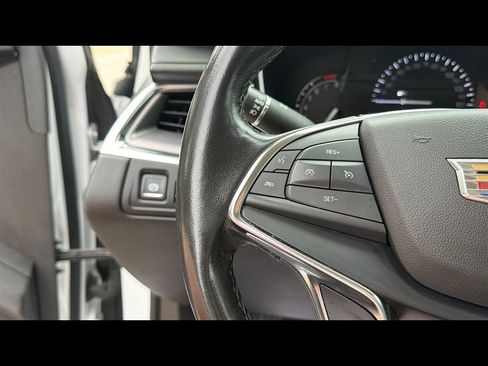 Used 2019 Cadillac XT5 Premium Luxury AWD/4WD image 13