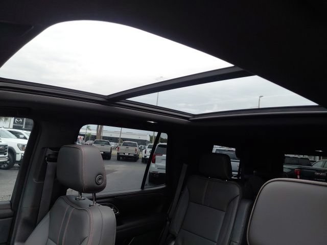 Used 2022 Chevrolet Tahoe RST w/ Luxury Package RWD image 22