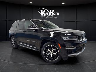 Used 2025 Jeep Grand Cherokee Summit AWD/4WD video 1