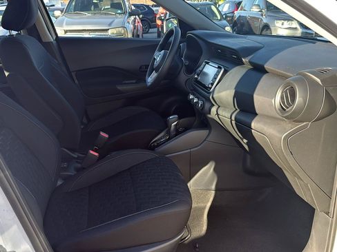 Used 2022 Nissan Kicks S FWD image 13