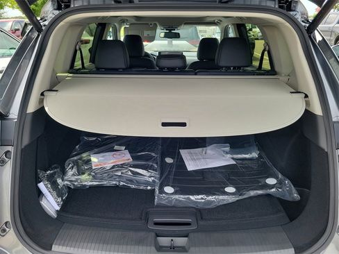 New 2026 Nissan Rogue Platinum w/ Platinum Premium Package image 3