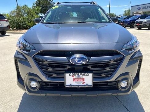 Used 2025 Subaru Outback AWD/4WD image 8