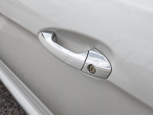 Used 2018 Mercedes-Benz SL 63 AMG image 30