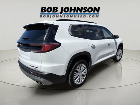 Used 2025 GMC Acadia Elevation w/ Elevation Premium Package AWD/4WD image 7