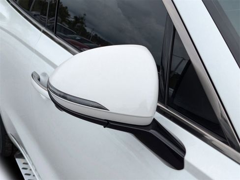 New 2025 Genesis GV70 2.5T w/ Sport Prestige Package image 10