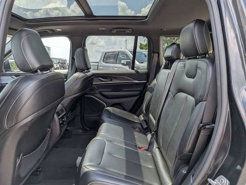 Used 2024 Jeep Grand Cherokee Limited 4xe AWD/4WD image 15