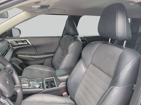 Used 2022 Mitsubishi Outlander SE FWD image 21
