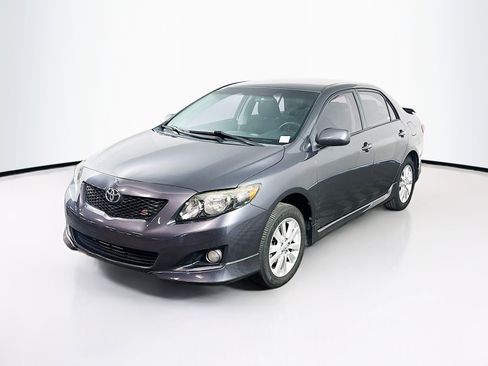 Used 2010 Toyota Corolla S FWD image 3