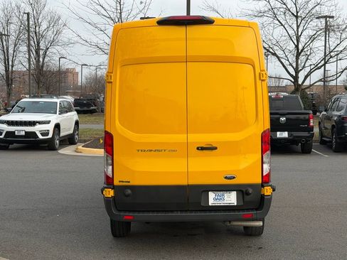 Used 2023 Ford Transit 250 148 High Roof w/ Load Area Protection Package image 8