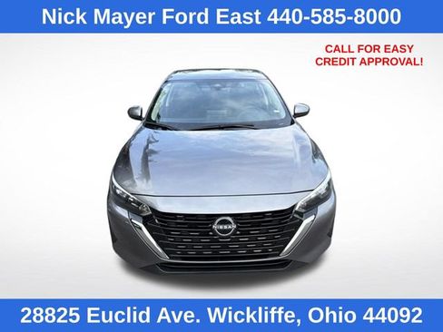 Used 2024 Nissan Sentra SV FWD image 2