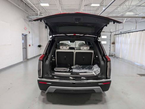 New 2026 Cadillac Vistiq Luxury image 10