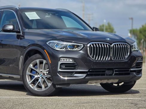 Used 2020 BMW X5 xDrive50i w/ Executive Package AWD/4WD image 11