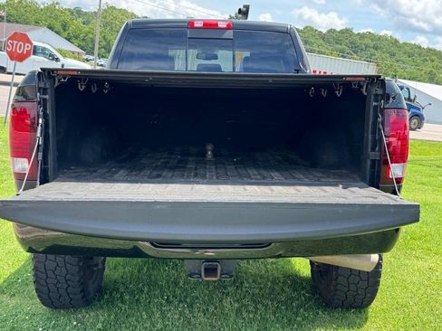 Used 2018 RAM 2500 Laramie w/ Sport Appearance Group AWD/4WD image 5