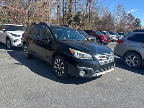 Used 2017 Subaru Outback 2.5i Limited image 7