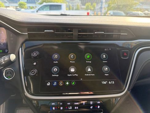 Used 2023 Chevrolet Bolt EUV LT w/ Convenience Package FWD image 47