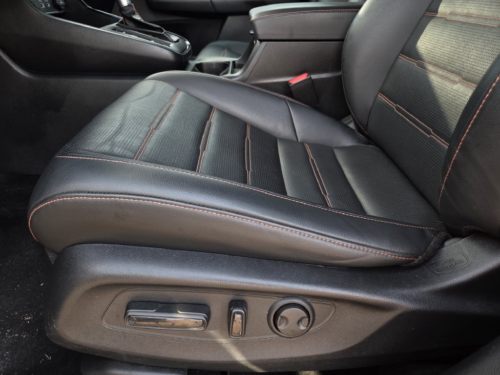 Certified 2025 Honda CR-V Sport-L image 16